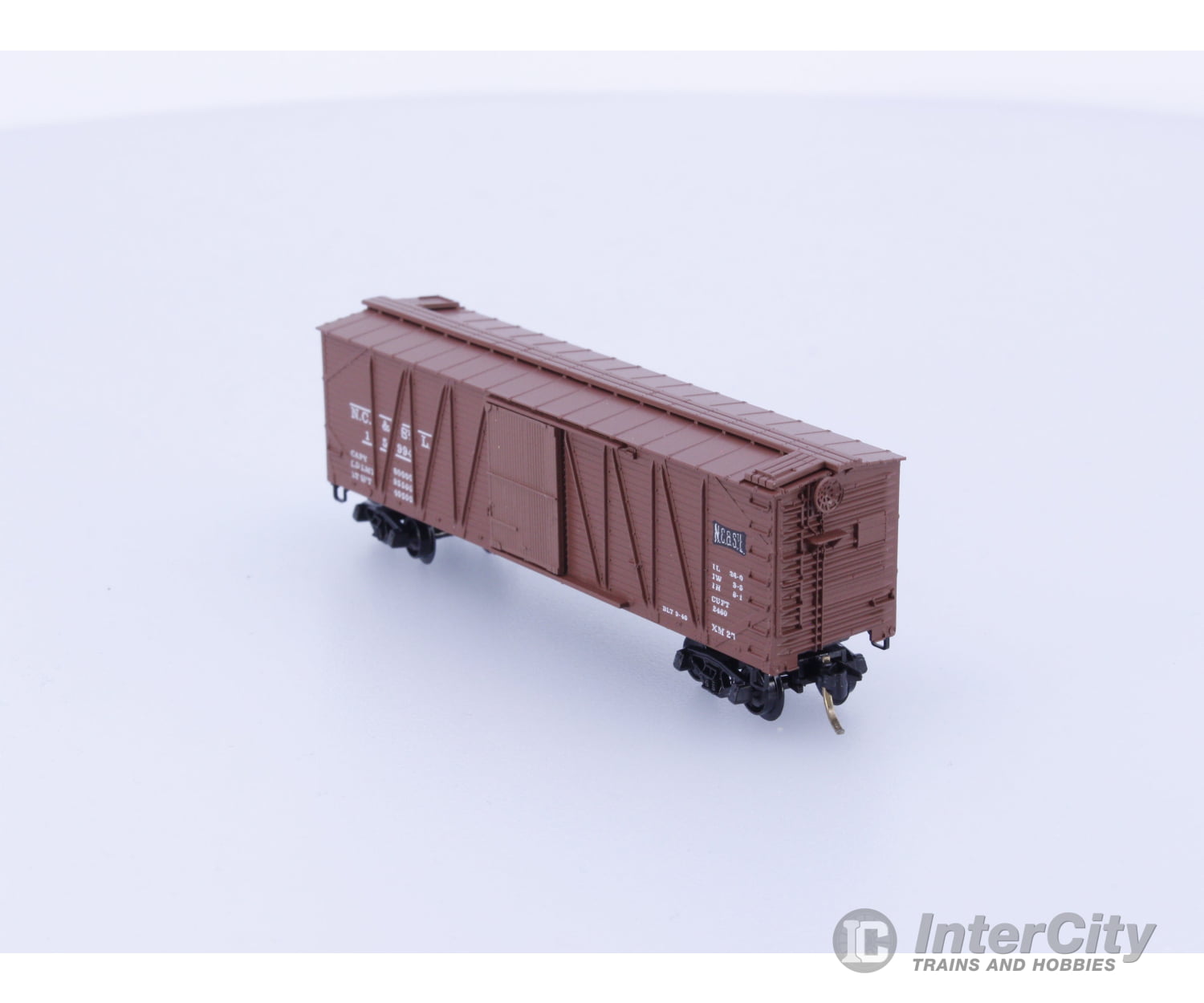 Micro Trains 28110 N Boxcar 40’ Wood Sheathed Outside Braced Nashville Chattanooga & St. Louis NC&STL 15994 Freight Cars