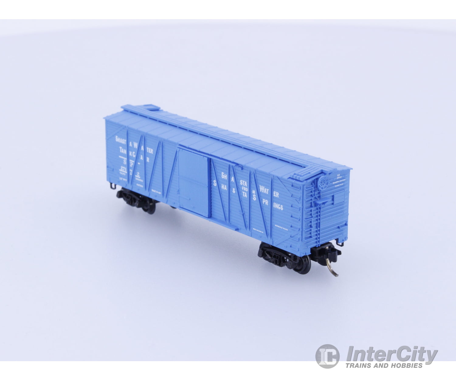 Micro Trains 28140 N Boxcar 40’ Wood Sheathed Outside Braced Southern Pacific (SP) 27172 Freight Cars