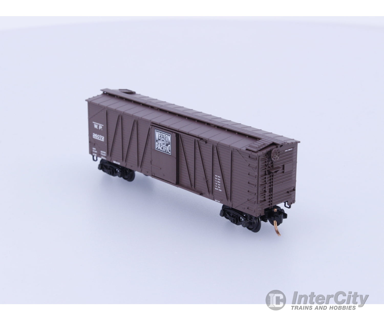 Micro Trains 28170 N Boxcar 40’ Wood Sheathed Outside Braced Western Pacific (WP) 26072 Freight Cars