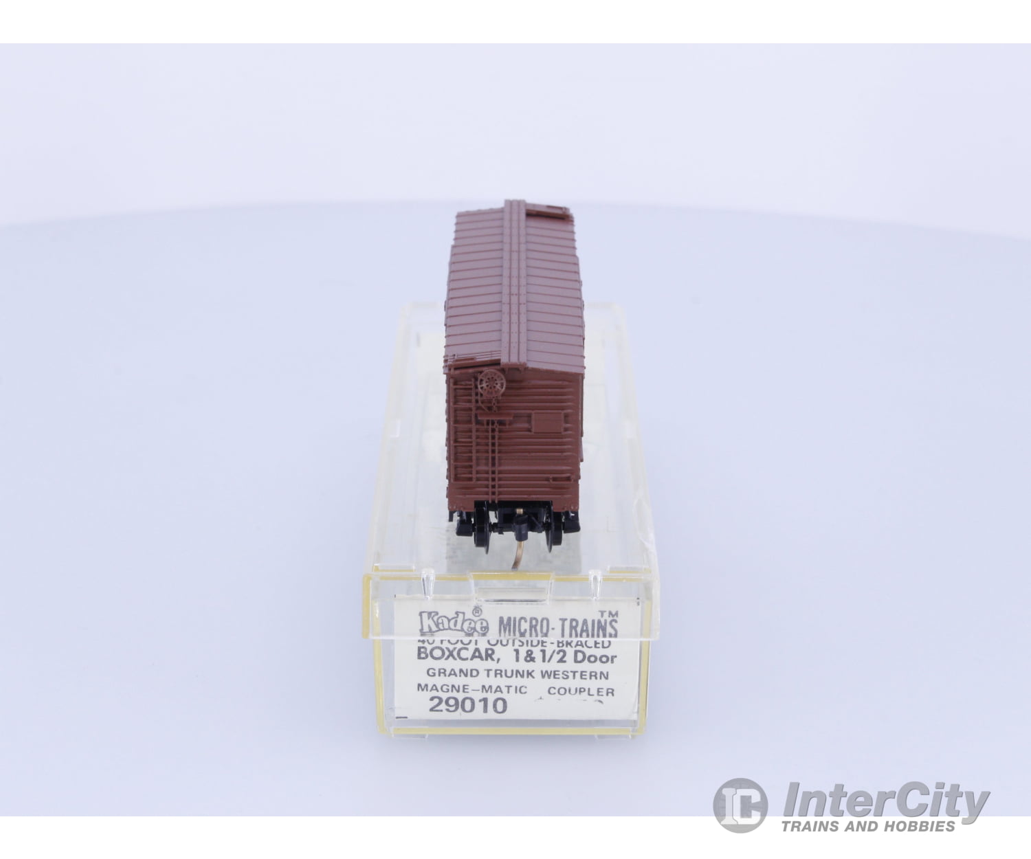 Micro Trains 29010 N Boxcar 40’ Wood Sheathed Outside Braced Grand Trunk Western Railroad (GTW) 583441 Freight Cars