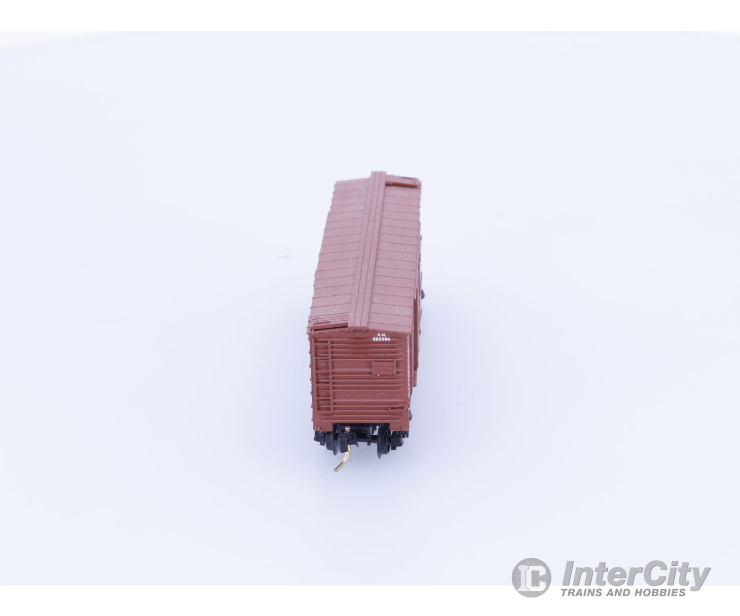 Micro Trains 29070 N 40’ Outside Braced Box Car Canadian National (CN) 582596 Freight Cars