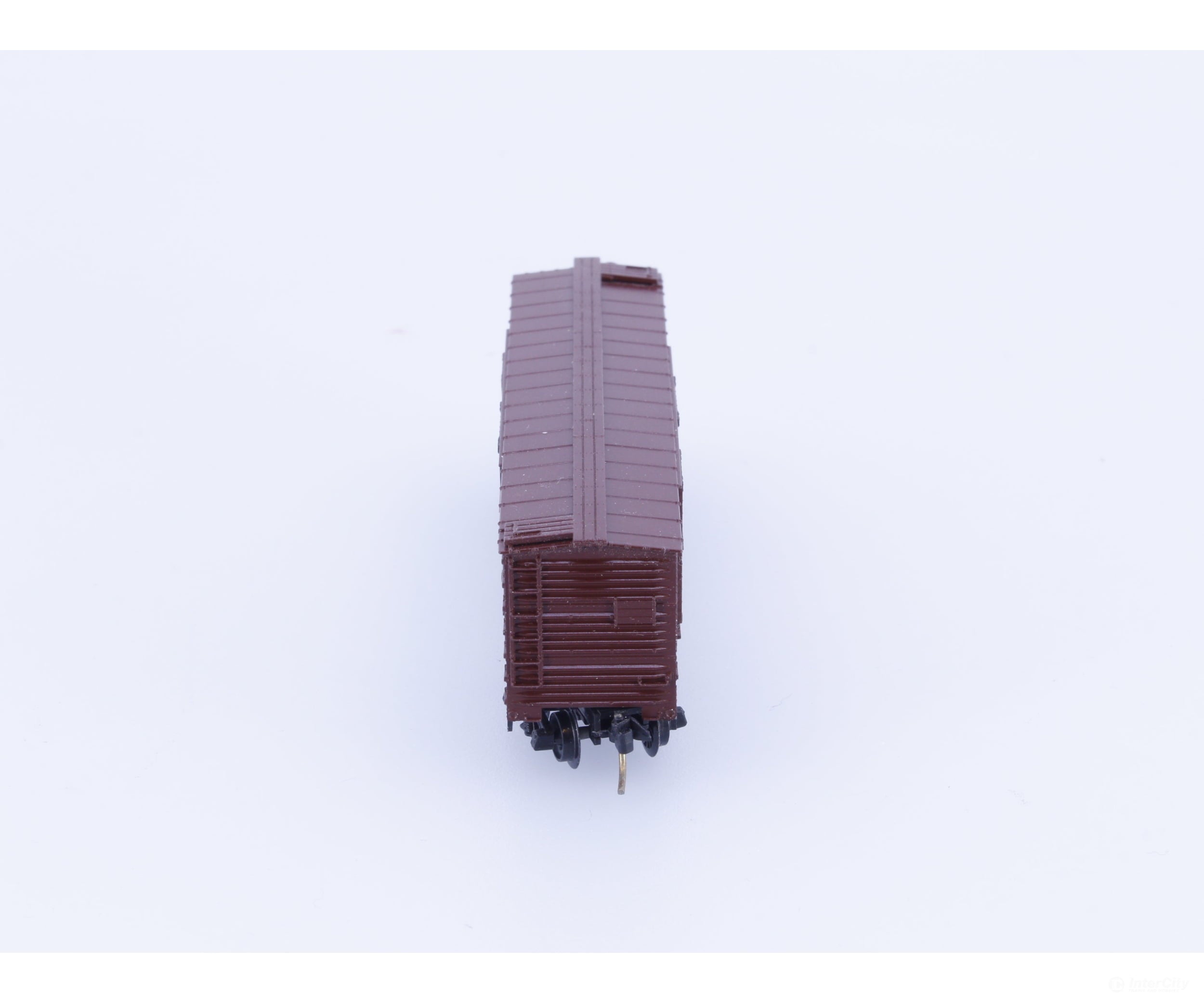 Micro Trains 29170 N 40’ Outside Braced Boxcar 1 1/2 Door Northern Pacific (NP) 8000 Freight Cars