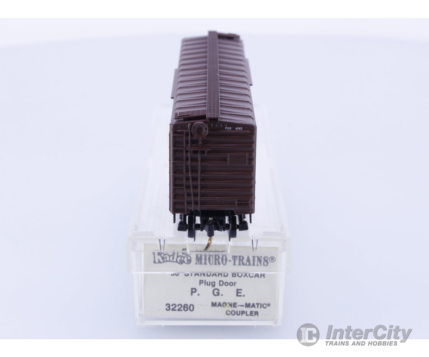 Micro Trains 32260 N Boxcar 50’ Steel Plug Door Pacific Great Eastern (PGE) 4582 Freight Cars