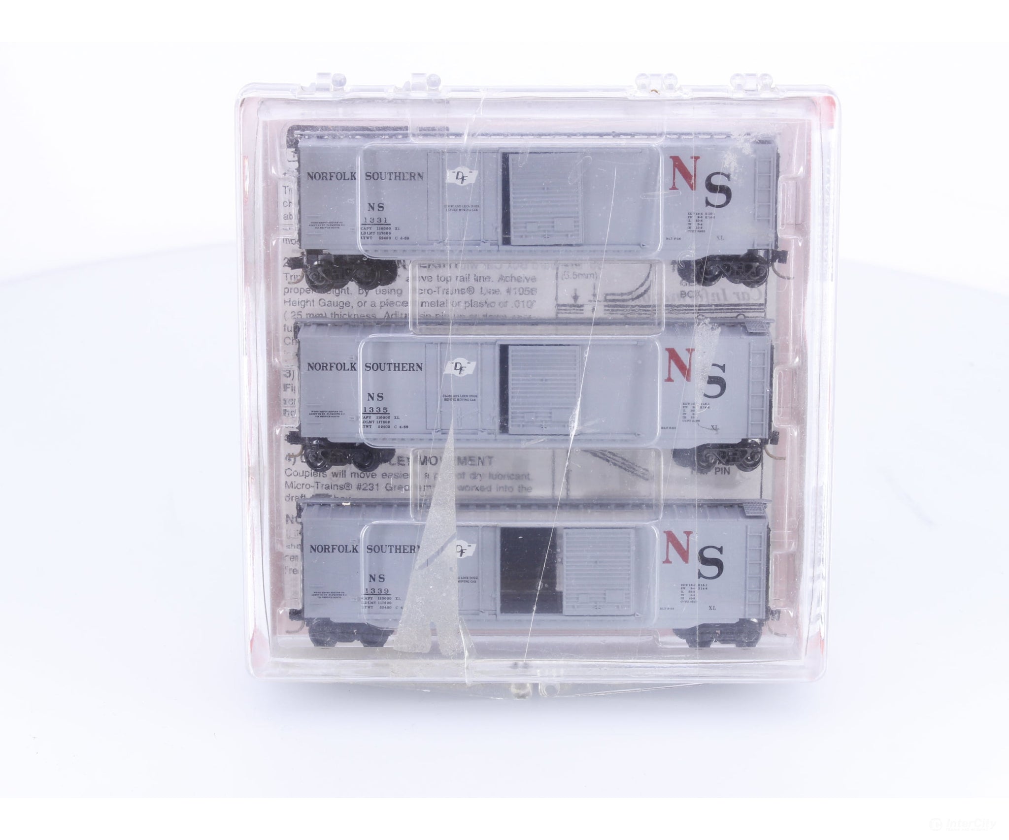 Micro Trains 33132 N Boxcar 50’ Steel 3 Pack Norfolk Southern (NS) 1331/1335/1339 - Freight Cars