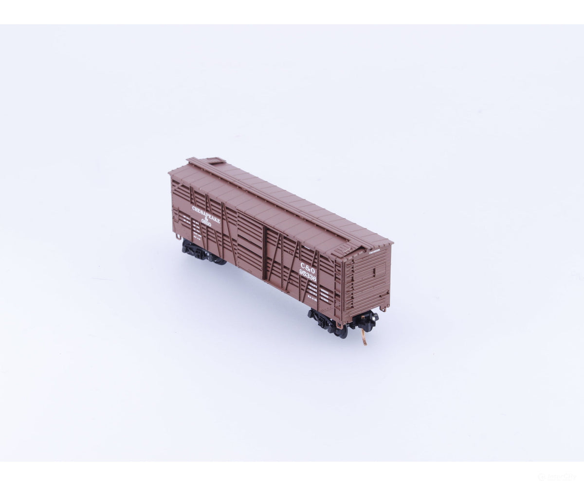 Micro Trains 35180 N 40’ Despatch Stock Car Chesapeake and Ohio (CO) 95336 - Freight Cars