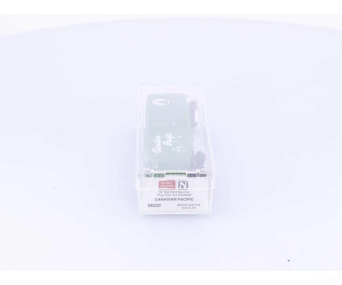 Micro Trains 38220 N 50’ Plug Door Box Car w/o roofwalk Canadian Pacific (CP) 81158 - Freight Cars