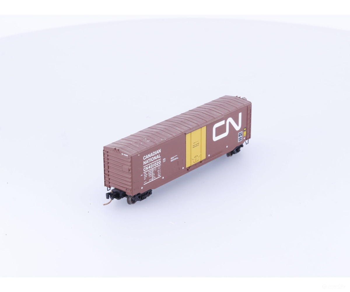 Micro Trains 38310 N 50’ Plug Door Box Car w/o roofwalk #2 Canadian National (CN) 401020 - Freight Cars