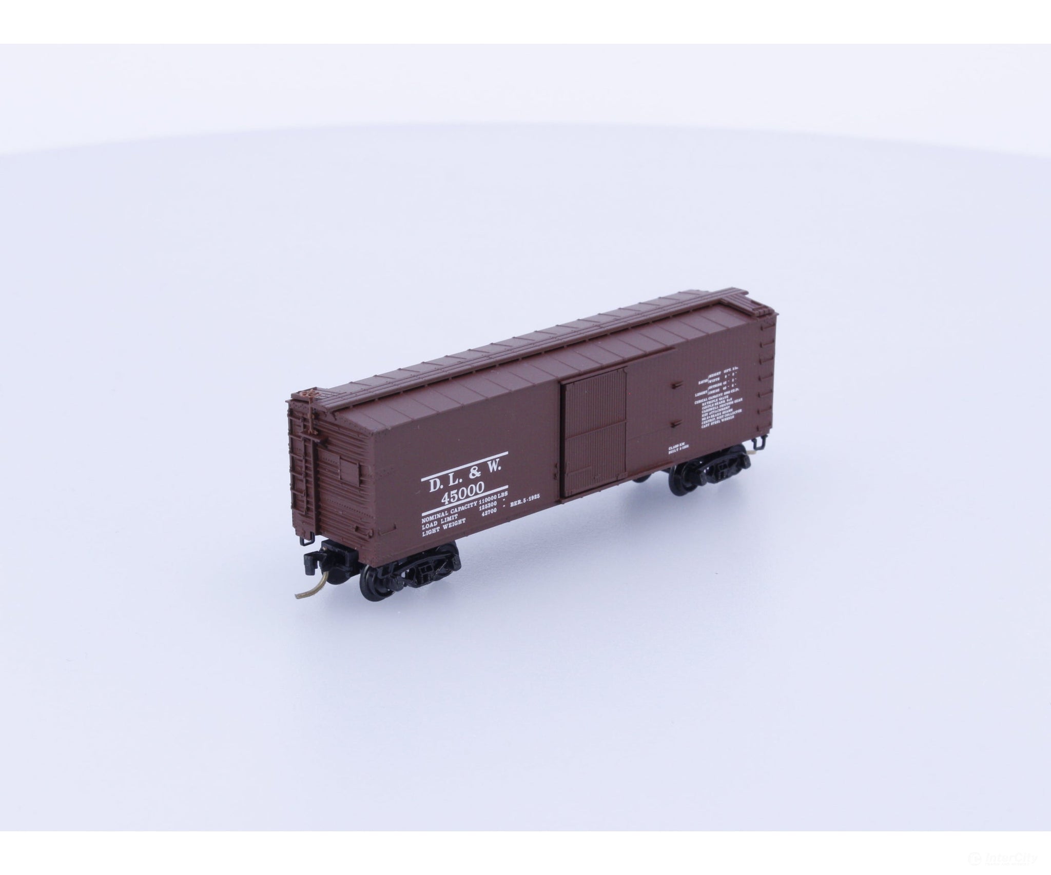 Micro Trains 39070 N 40’ Double Wood-Sheathed Box Car D.L. & W. 45000 Freight Cars