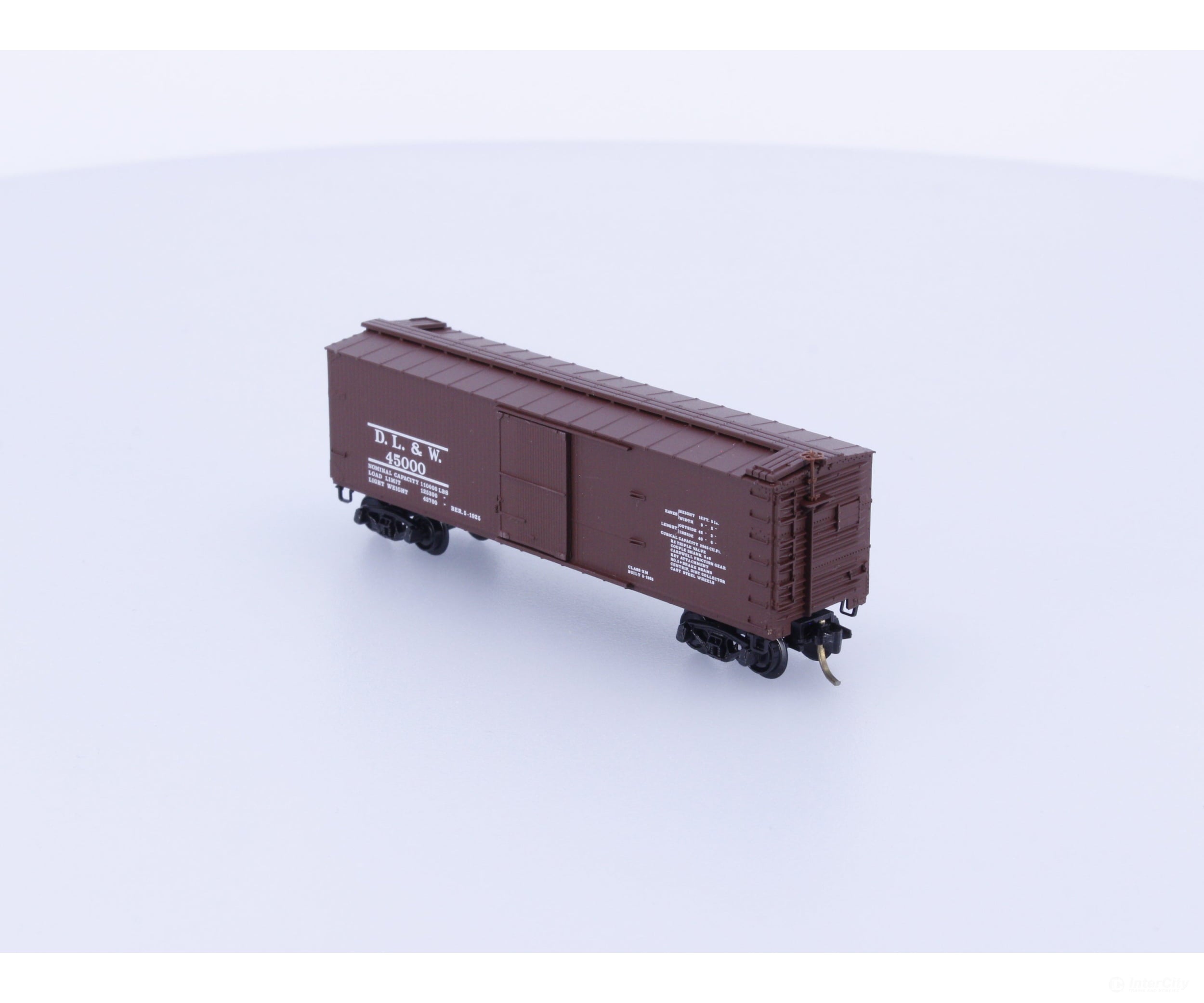 Micro Trains 39070 N 40’ Double Wood-Sheathed Box Car D.L. & W. 45000 Freight Cars