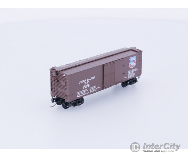 Micro Trains 42070 N Boxcar 40’ Double Wood Sheathed Union Pacific (UP) 100741 Freight Cars