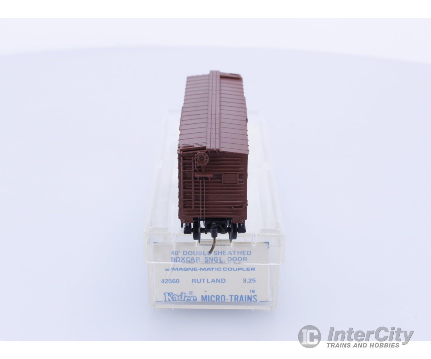 Micro Trains 42560 N 40’ Double-Sheathed Box Car Single Door Rutland Line (RL) 8299 Freight Cars