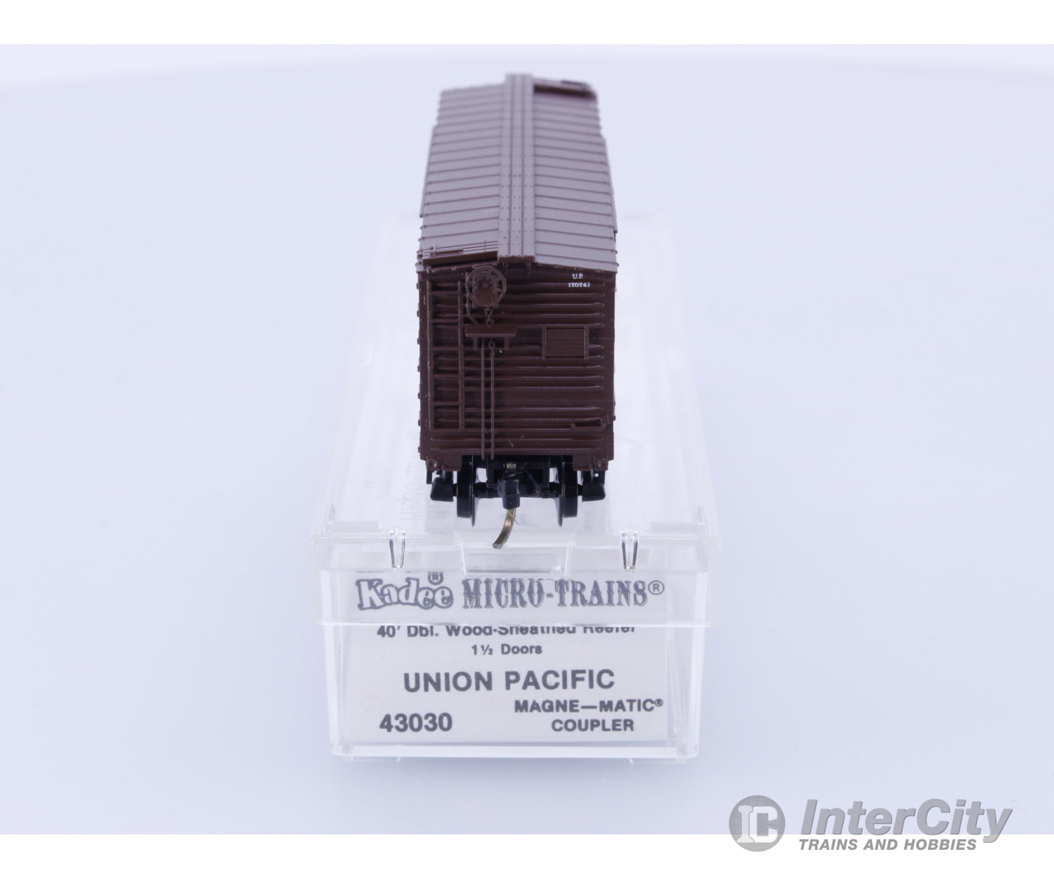 Micro Trains 43030 N Boxcar 40’ Double Wood Sheathed Union Pacific (UP) 170741 Freight Cars
