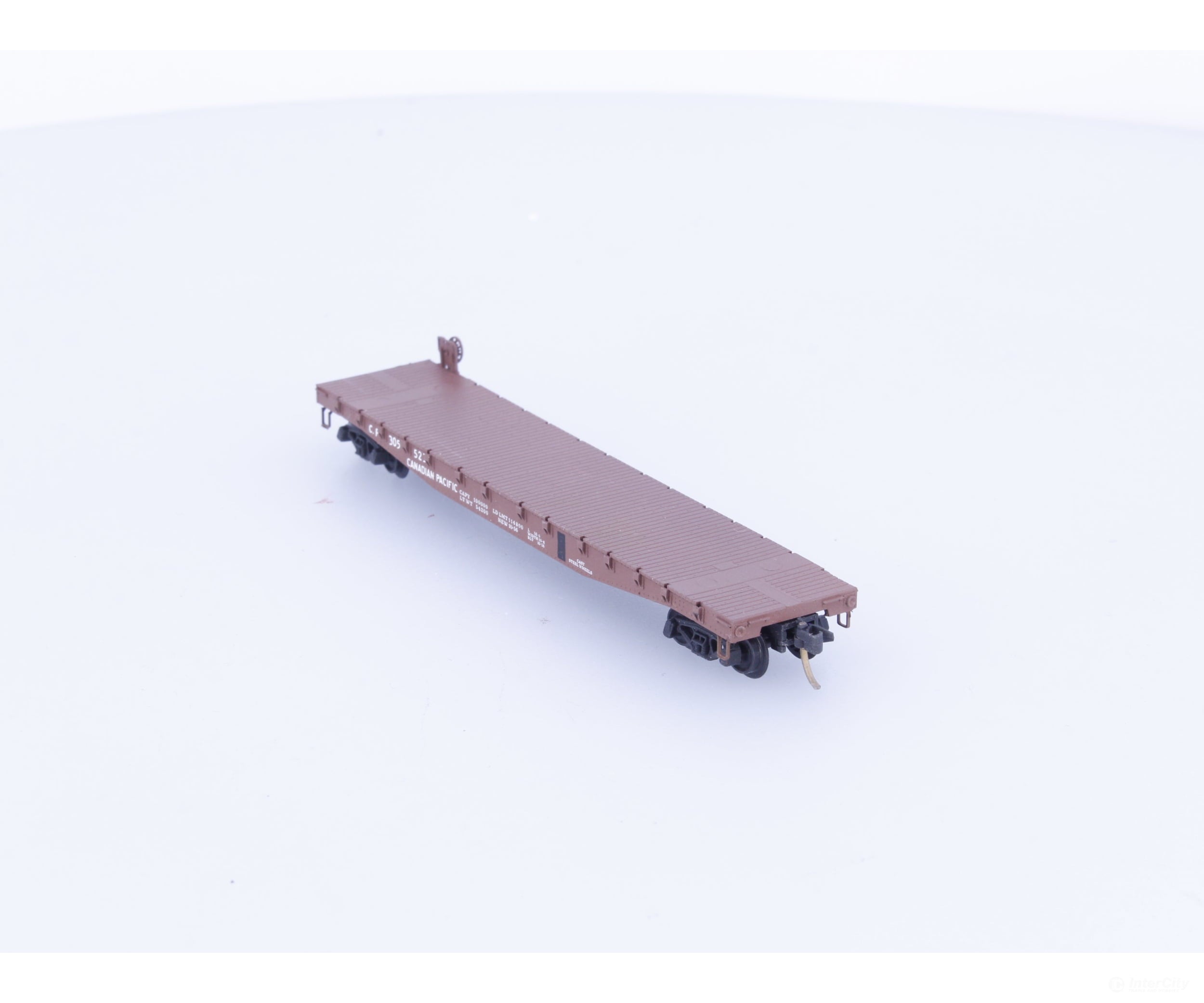 Micro Trains 45000 N 50’ Flatcar with Stakes Canadian Pacific (CP) 305523 Freight Cars