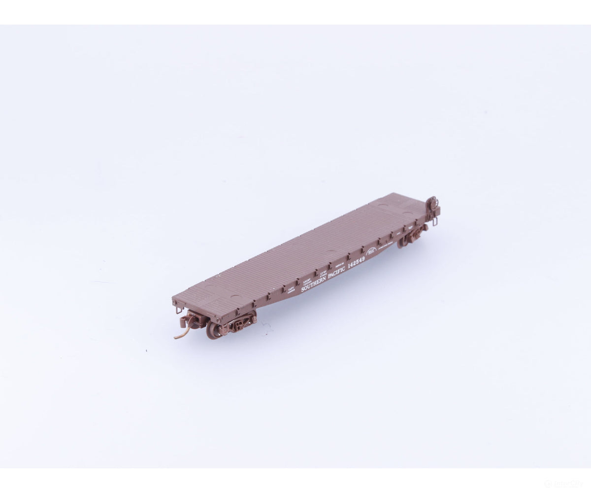 Micro Trains 45030 N 50’ Flat Car fishbelly side w/ Side Mount Brake Wheel Southern Pacific (SP) 140549 - Freight Cars