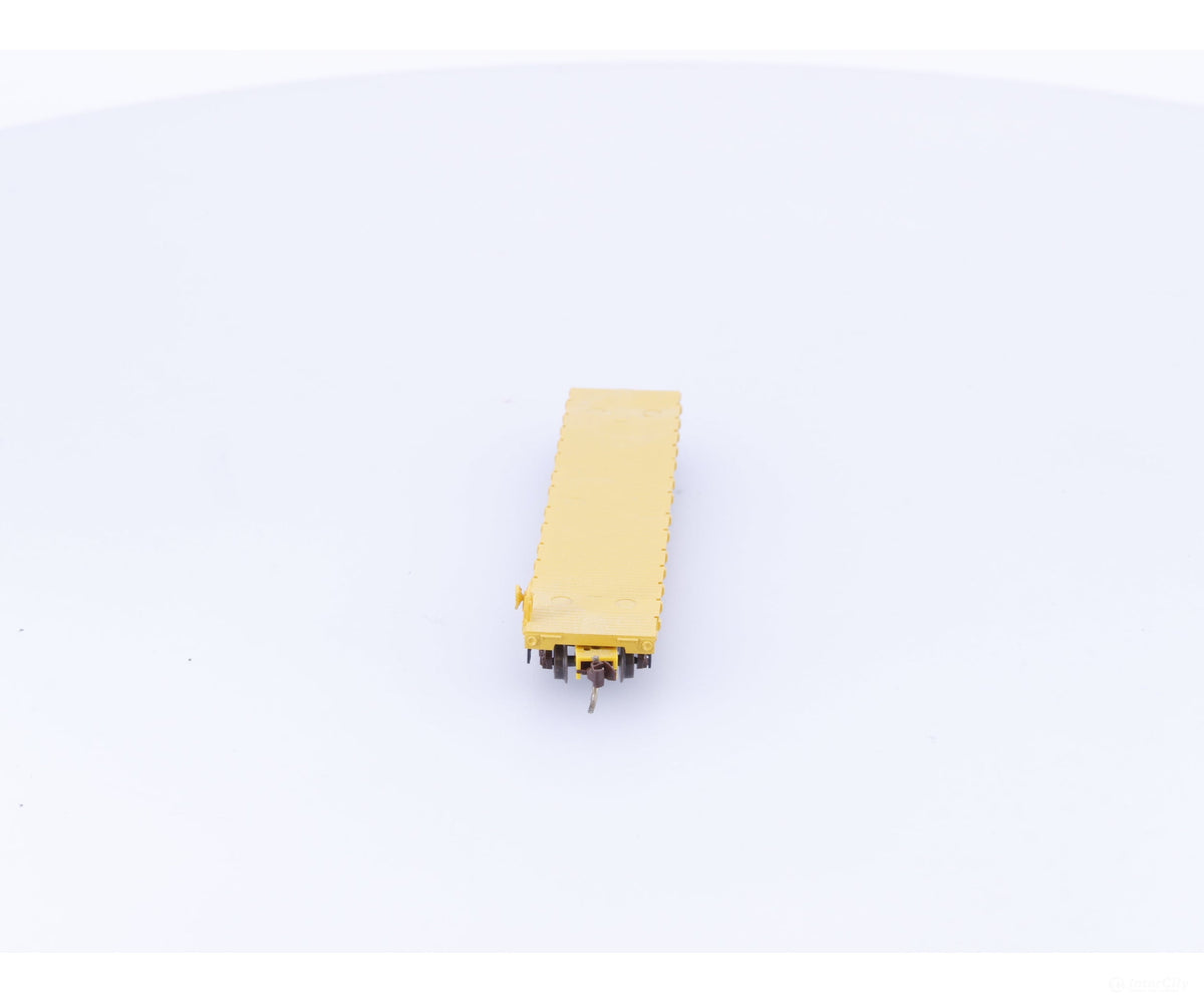 Micro Trains 45070 N 50’ Fishbelly Side Flatcar w side mount Brk Wheel Union Pacific (UP) 58527 - Freight Cars