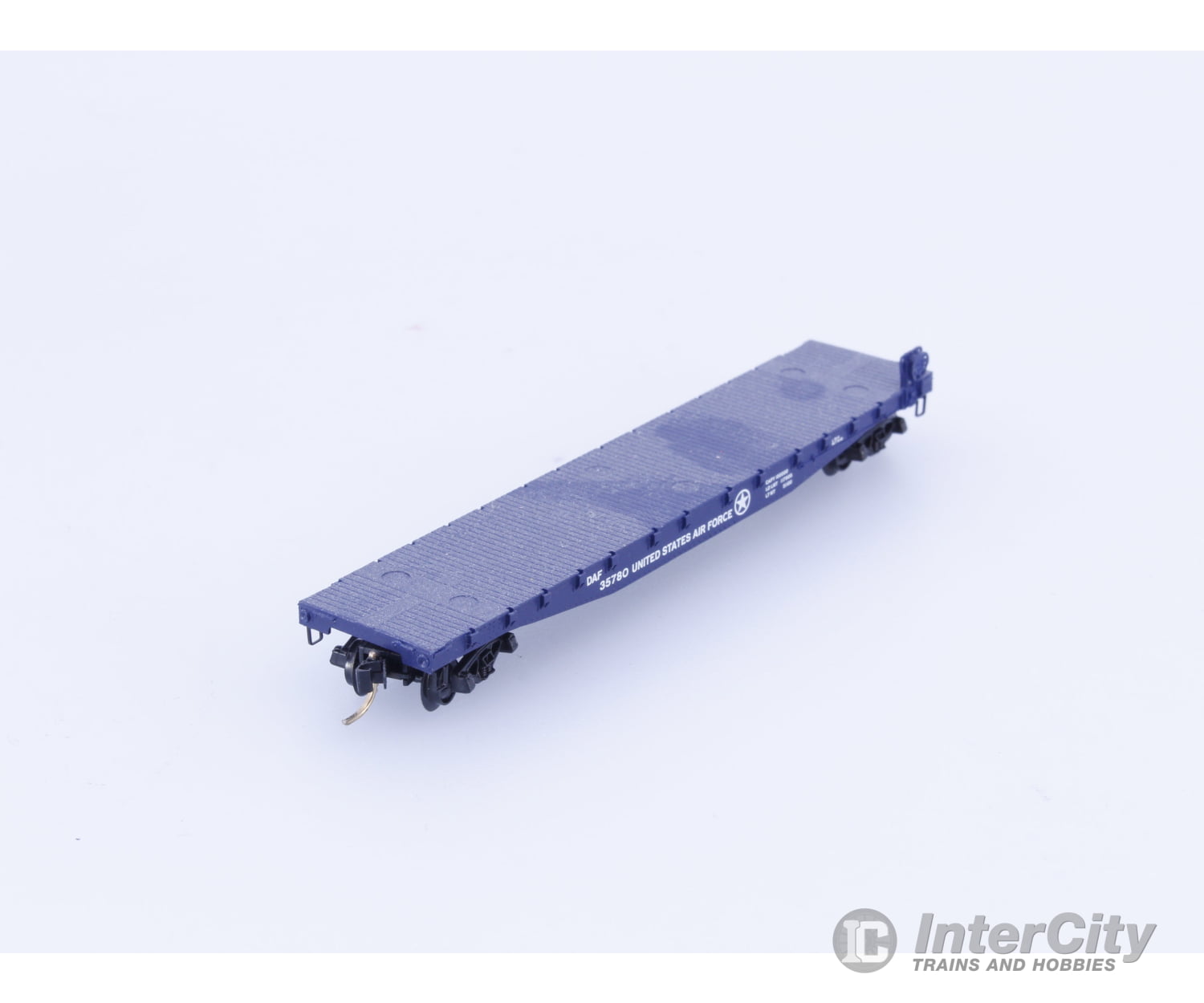 Micro Trains 45190 N 50’ Fishbelly Side Flatcar with Side Mounted Brake Wheel United States Air Force (DAF) 35780
