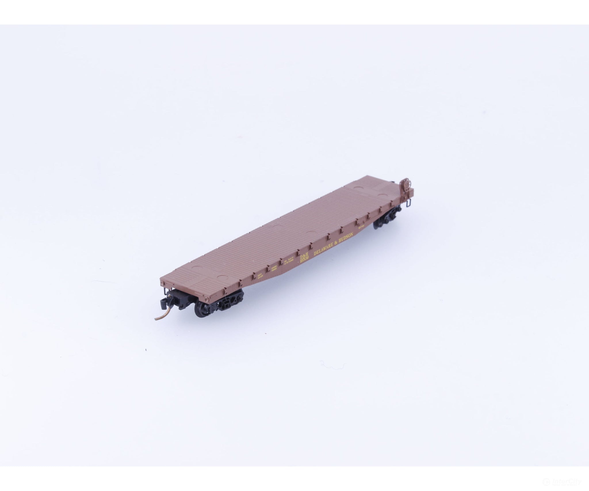 Micro Trains 45210 N 50’ Flat Car Fishbelly Side Delaware & Hudson (DH) 16509 - Freight Cars
