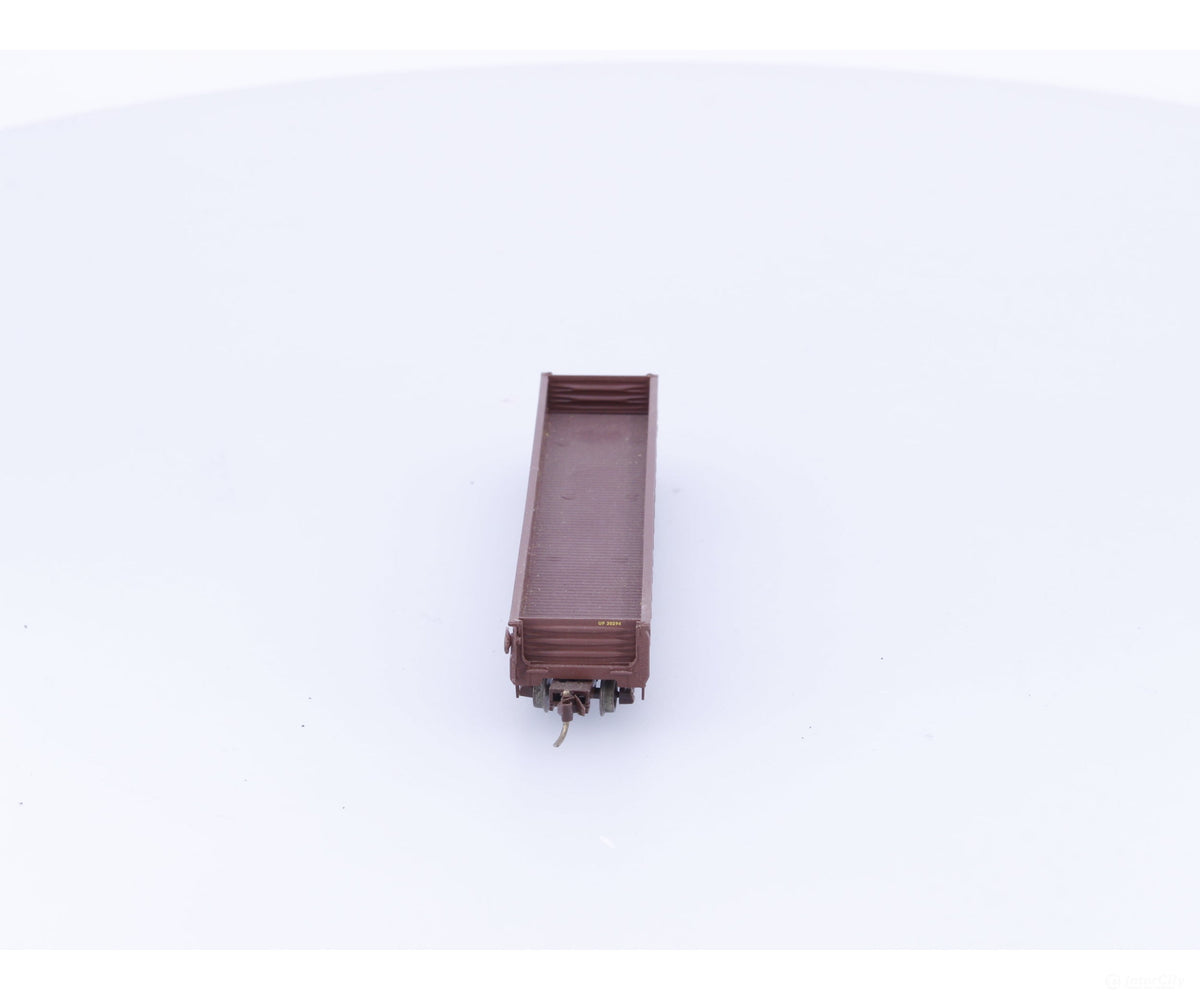 Micro Trains 46350 N 50’ Fishbelly Side Gondola w/ Drop Ends #3 Union Pacific (UP) 30294 - Freight Cars