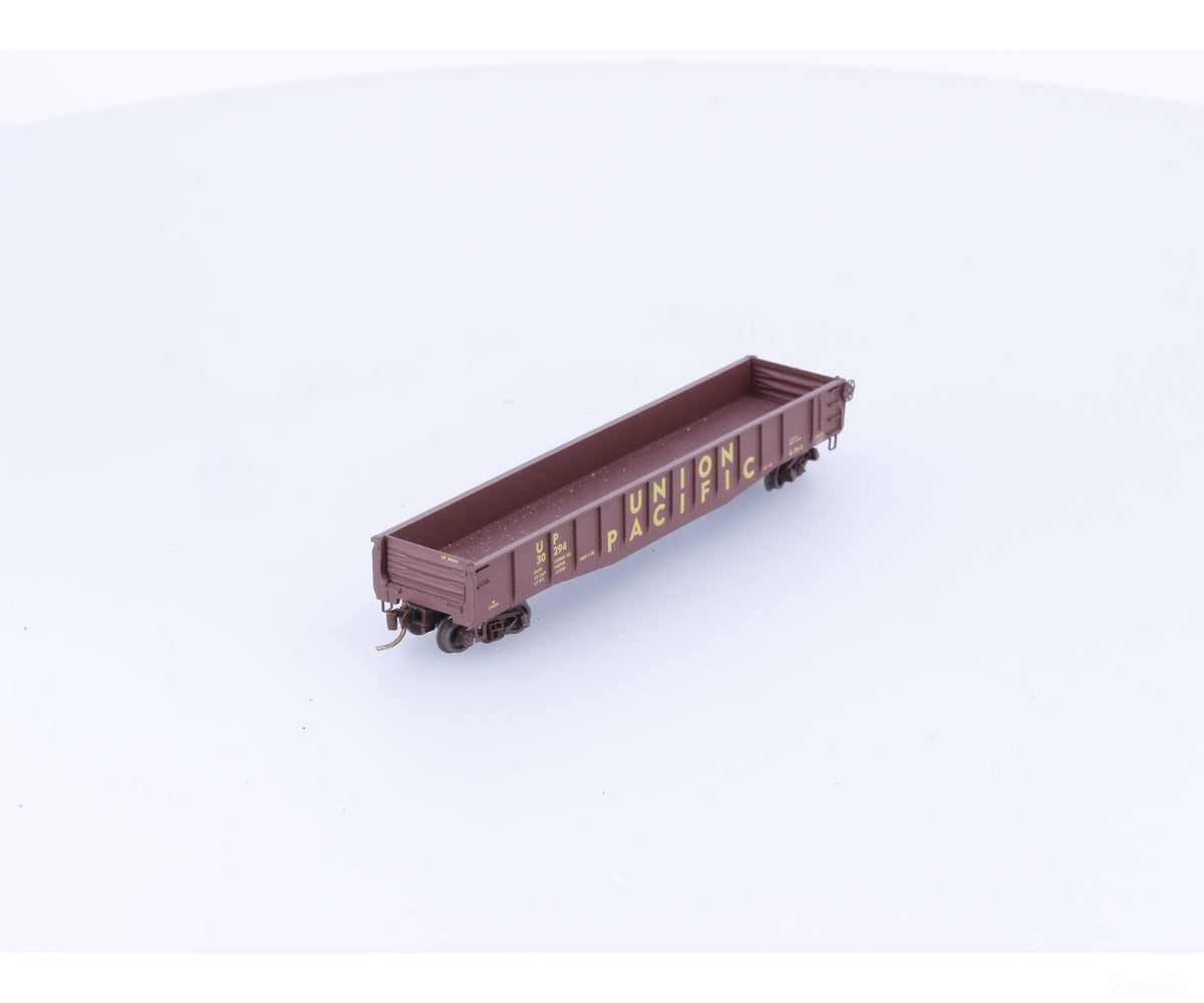 Micro Trains 46350 N 50’ Fishbelly Side Gondola w/ Drop Ends #4 Union Pacific (UP) 30294 - Freight Cars