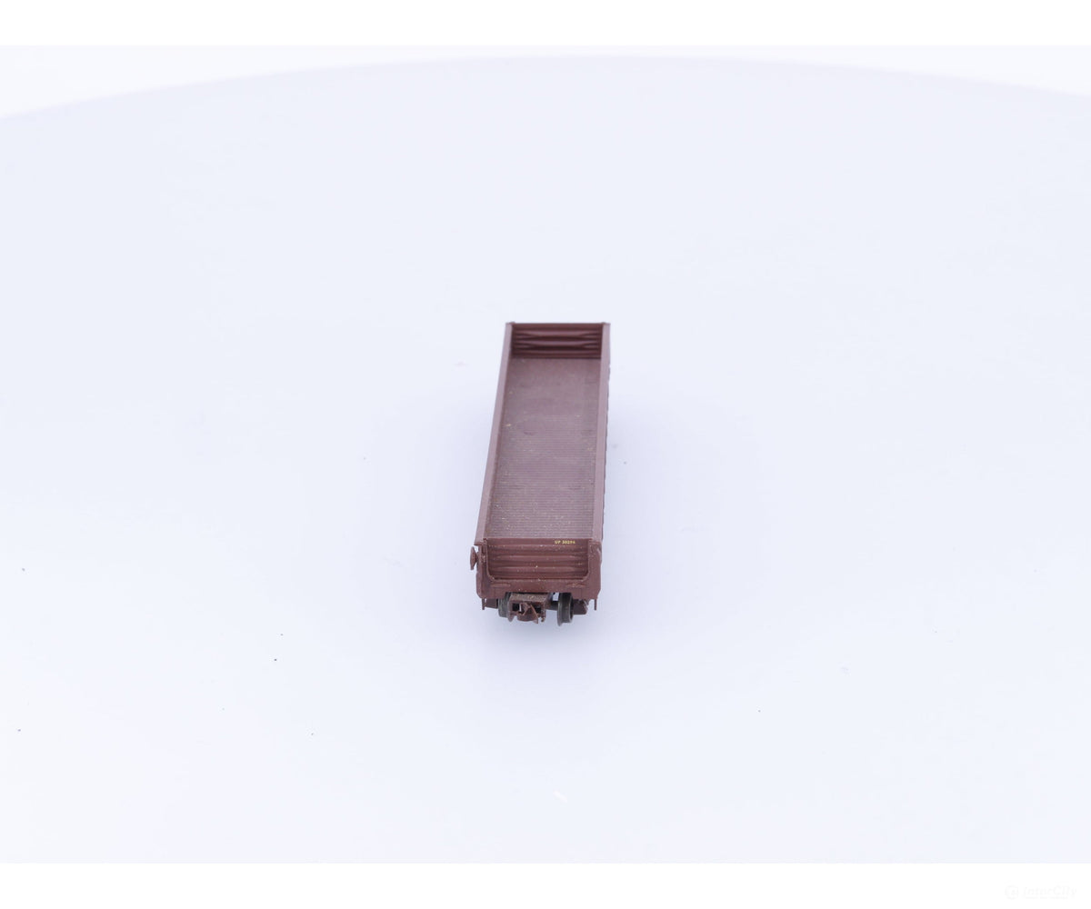 Micro Trains 46350 N 50’ Fishbelly Side Gondola w/ Drop Ends #6 Union Pacific (UP) 30294 - Freight Cars