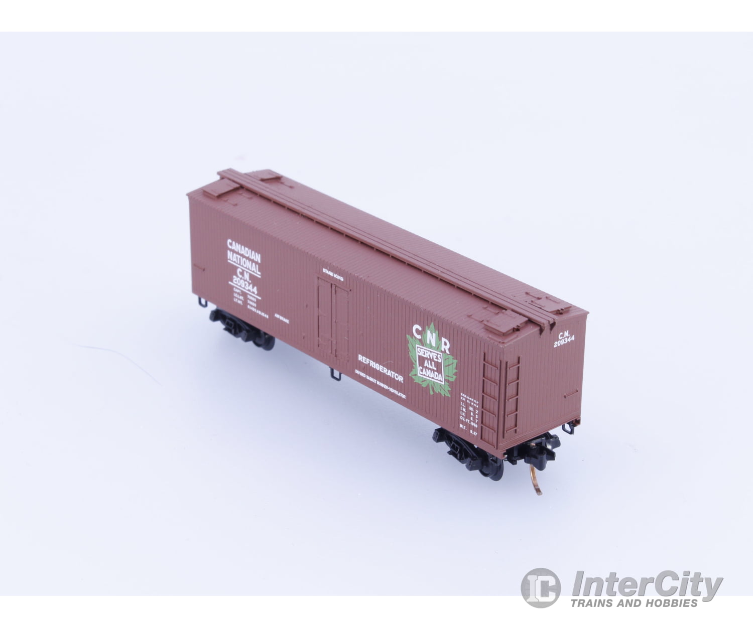 Micro Trains 47200 N 40’ Double Sheathed Wood Reefer Canadian National (CN) 209344 Freight Cars
