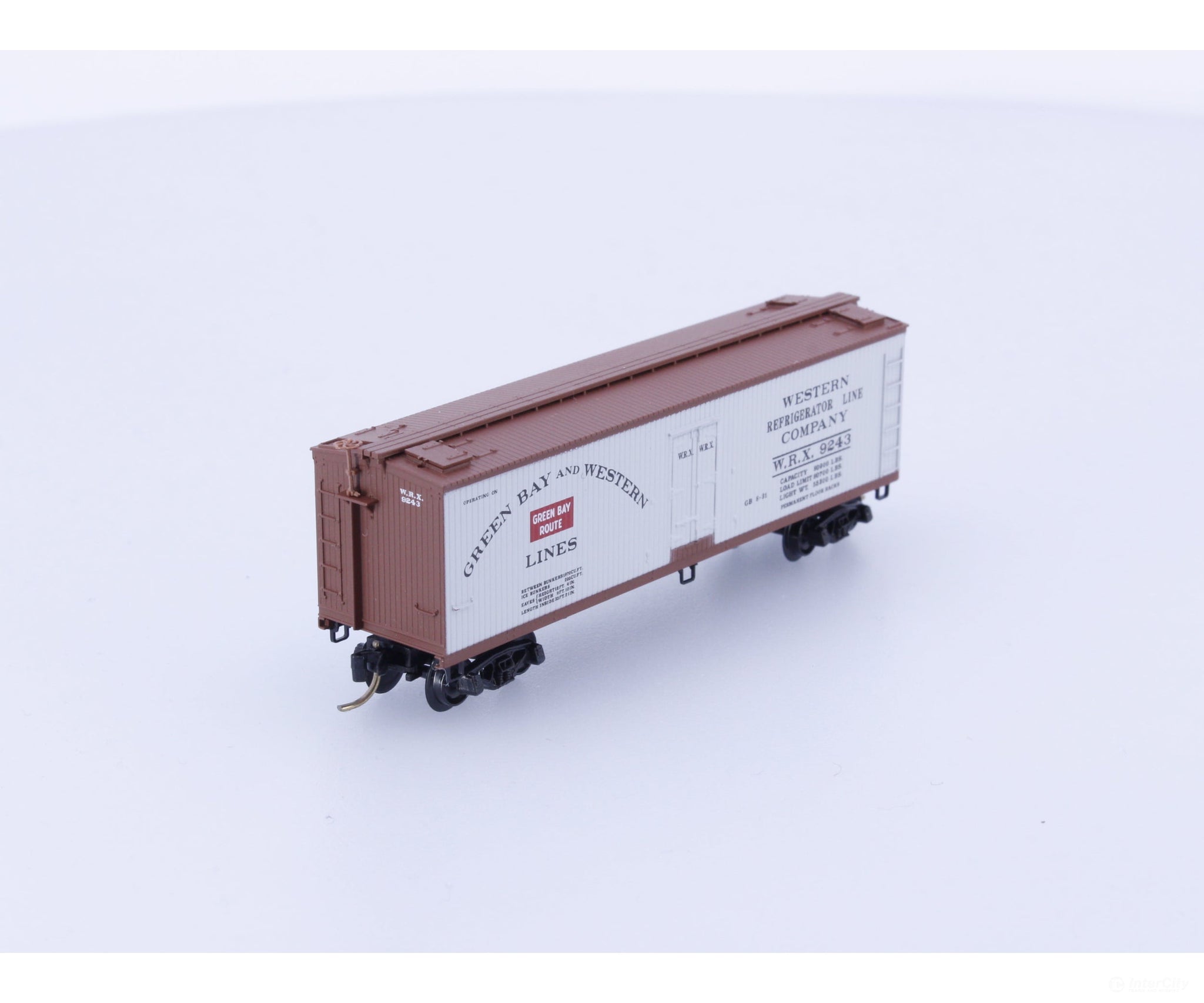 Micro Trains 49310 N Reefer Ice 40’ Wood Green Bay & Western W.R.X. 9243 Freight Cars