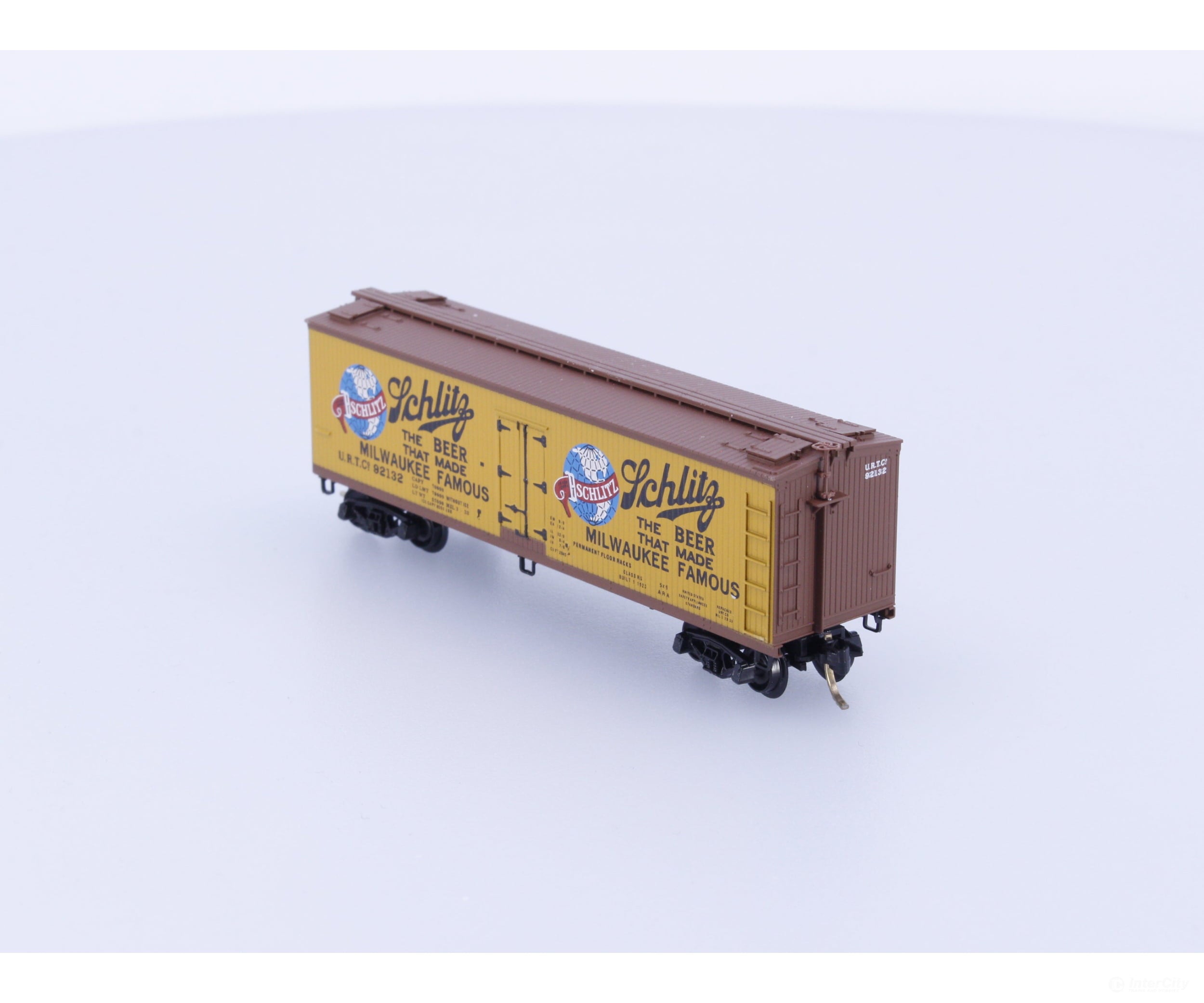 Micro Trains 49420 N Reefer Ice 40’ Wood Schlitz URTC 92132 Freight Cars