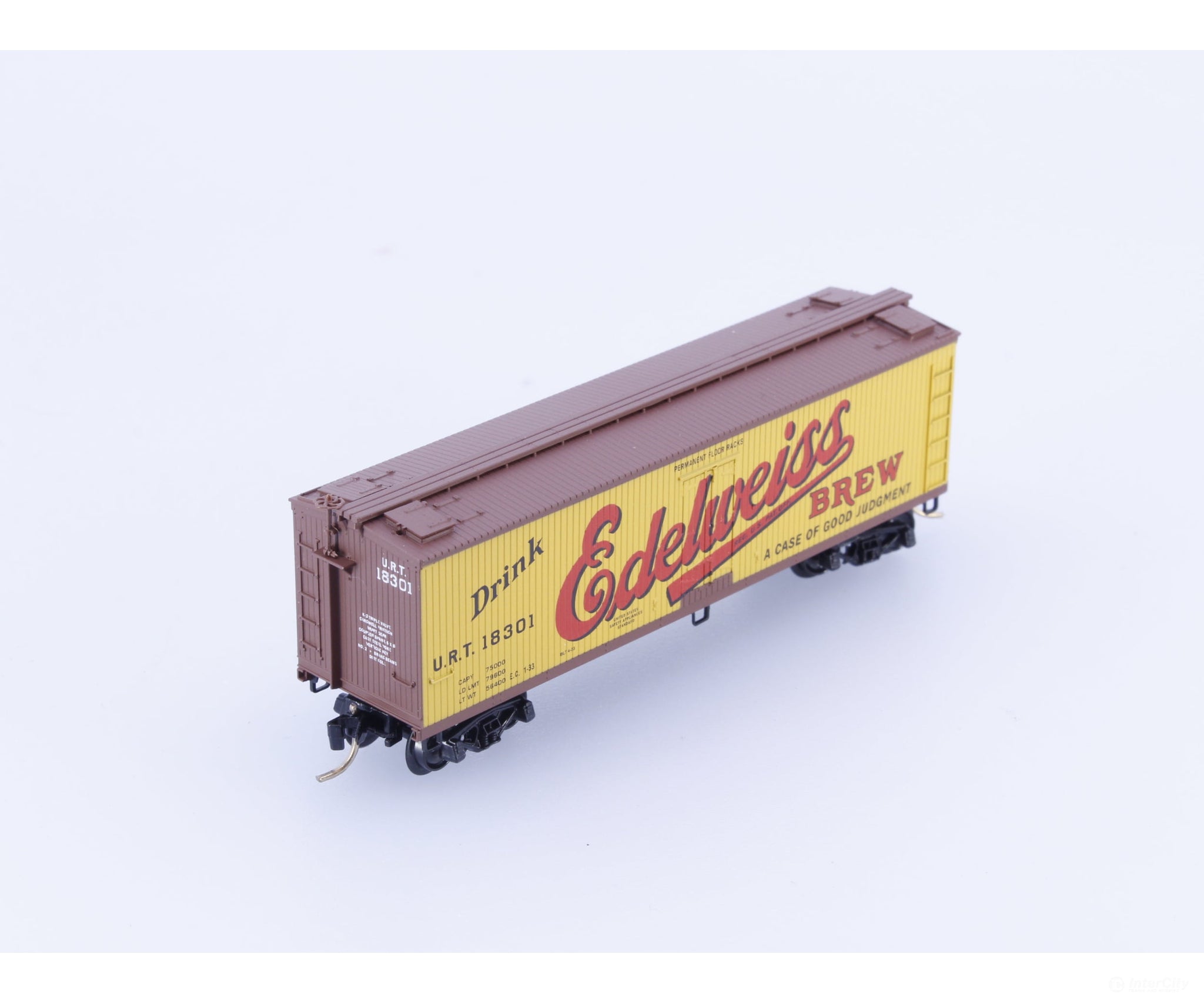 Micro Trains 49430 N 40’ Double Sheathed Wood Reefer Drink Edelweiss Brew (URT) 18301 Freight Cars