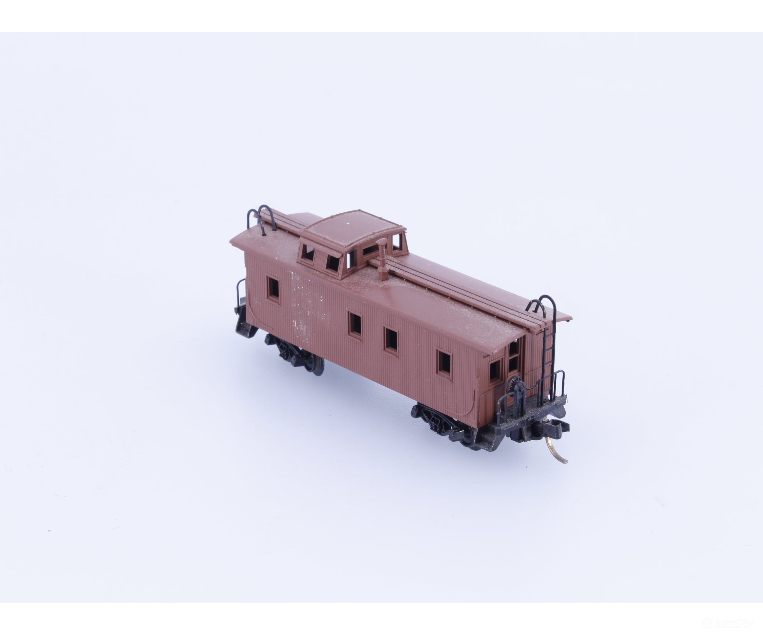 Micro Trains 50000 N 34’ Wood Sheathed Caboose Undecorated (#2) Freight Cars
