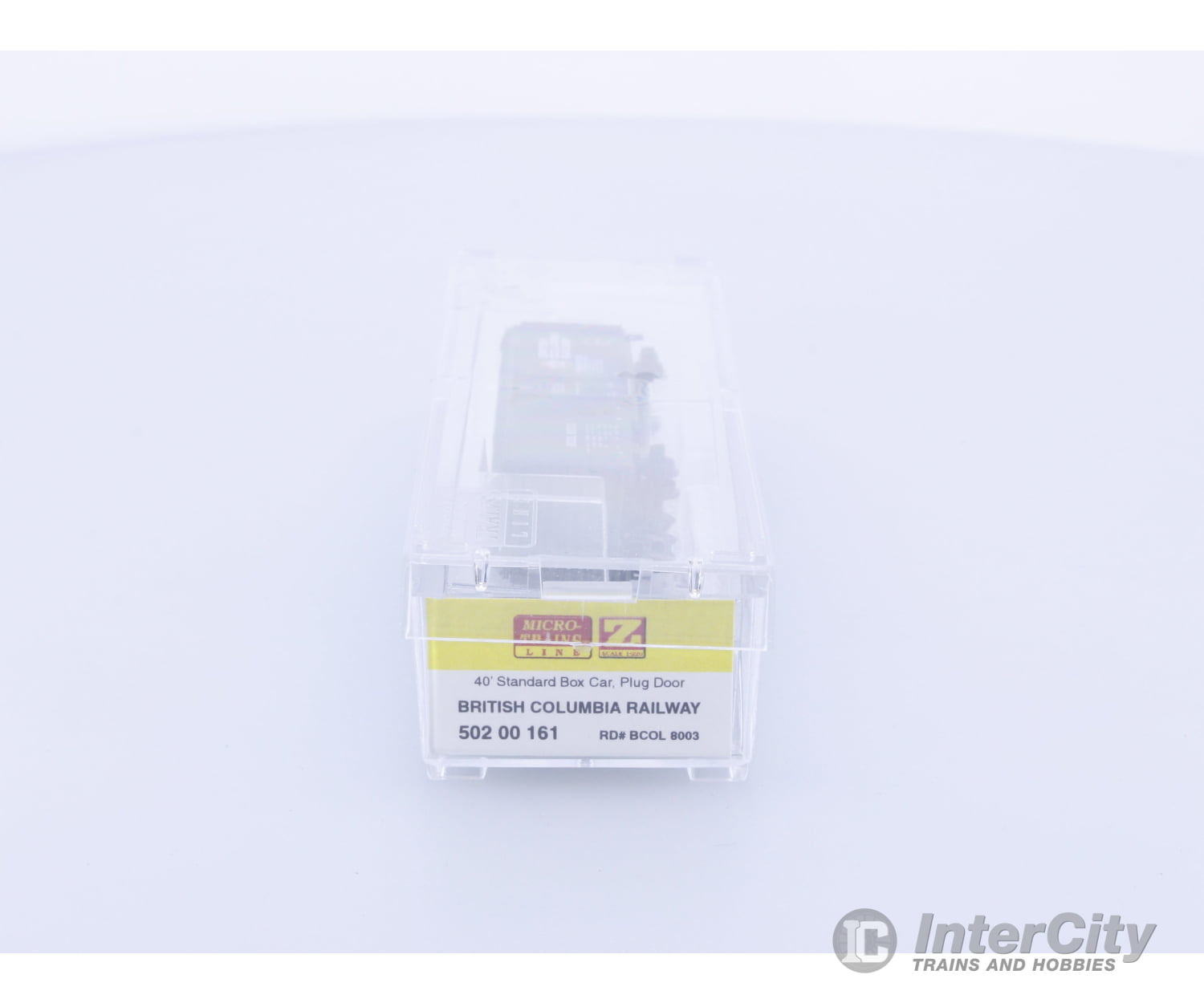 Micro Trains 50200161 Z 40’ Standard Box Car Plug Door BC Rail (BCOL) 8003 Freight Cars