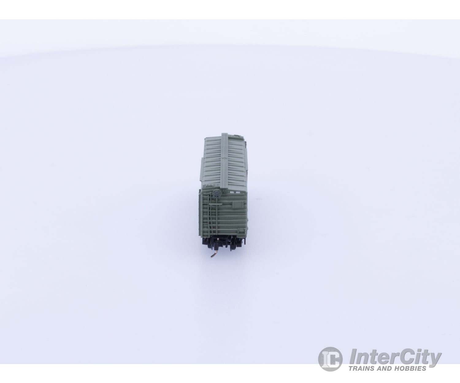 Micro Trains 50200161 Z 40’ Standard Box Car Plug Door BC Rail (BCOL) 8003 Freight Cars