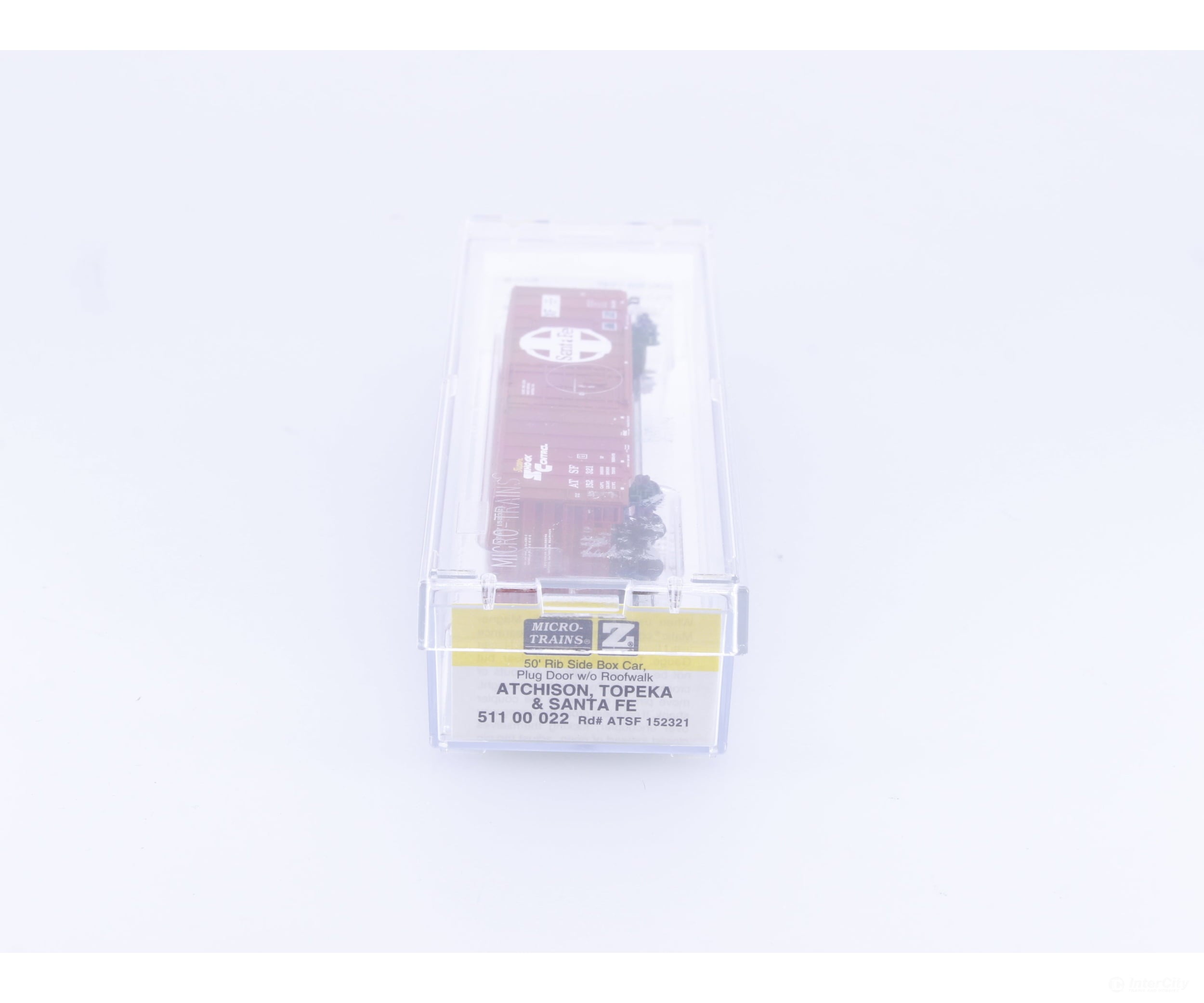 Micro Trains 51100022 Z 50’ Rib Side Box Car Plug Door w/o Roofwalk Atchison Topeka and Santa Fe (ATSF) 152321