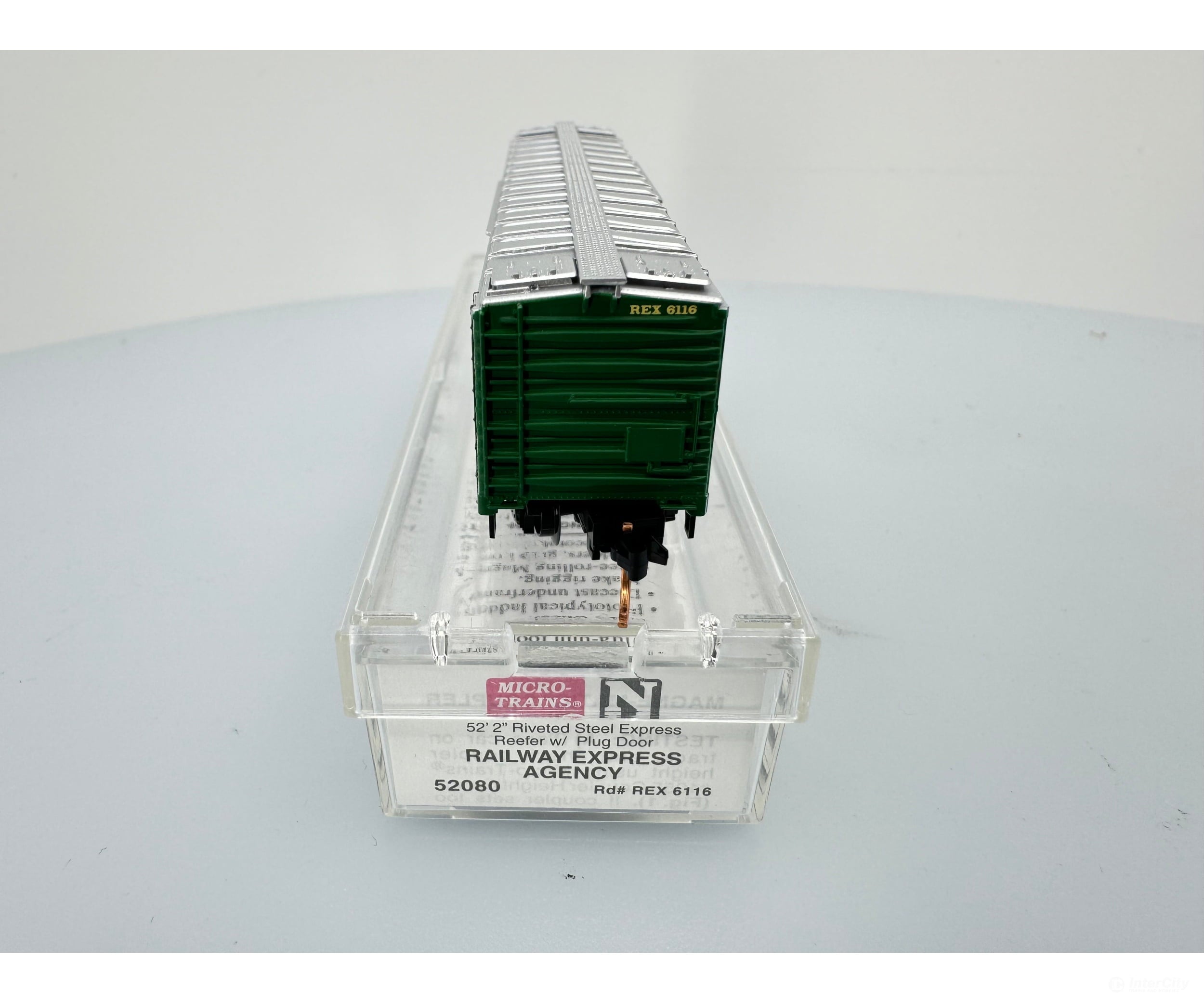 Micro Trains 52080 N 52’2’’ Riveted Steel Express Reefer W/ Plug Dr. Railway Agency (Rex) Rex