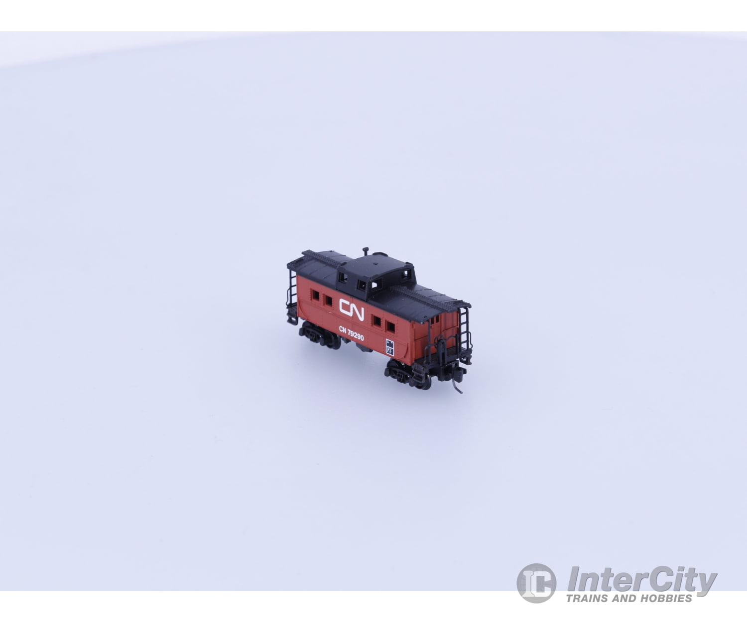 Micro Trains 535 00 320 Z Centre Cupola Caboose Canadian National (CN) 79290 (#1) Freight Cars