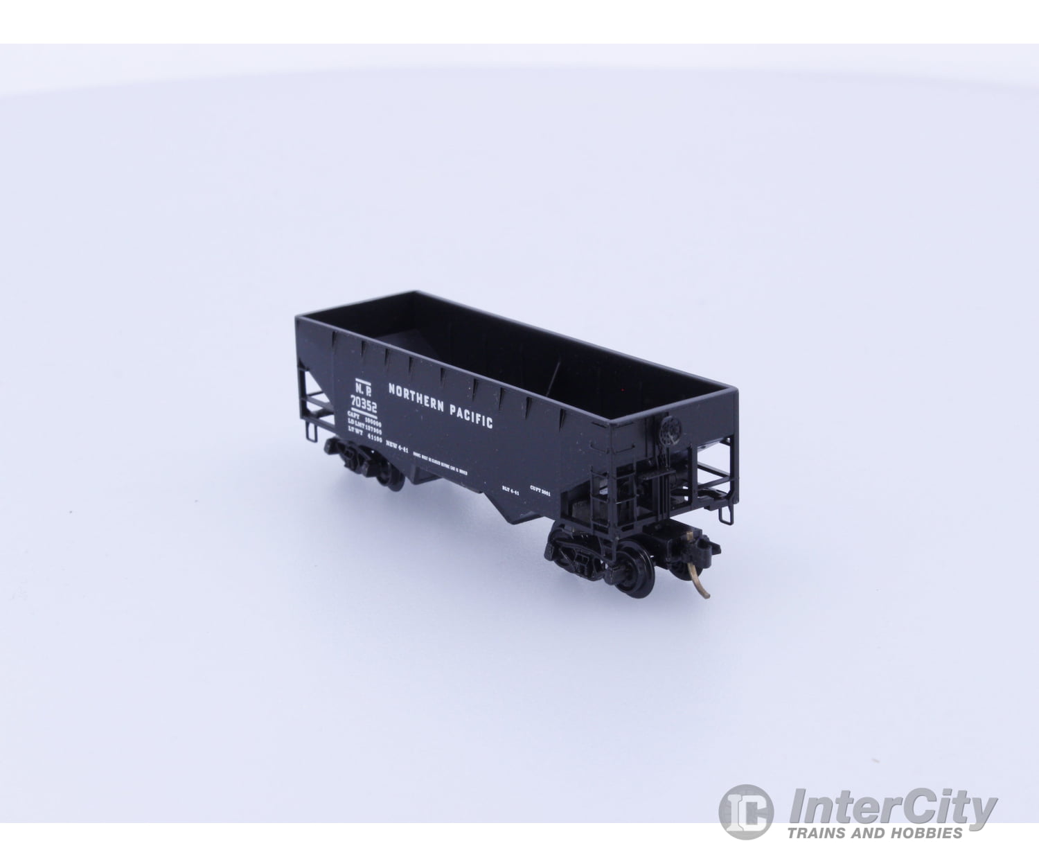 Micro Trains 55080 N Open Hopper 2-Bay Offset Side Northern Pacific (NP) 70352 Freight Cars