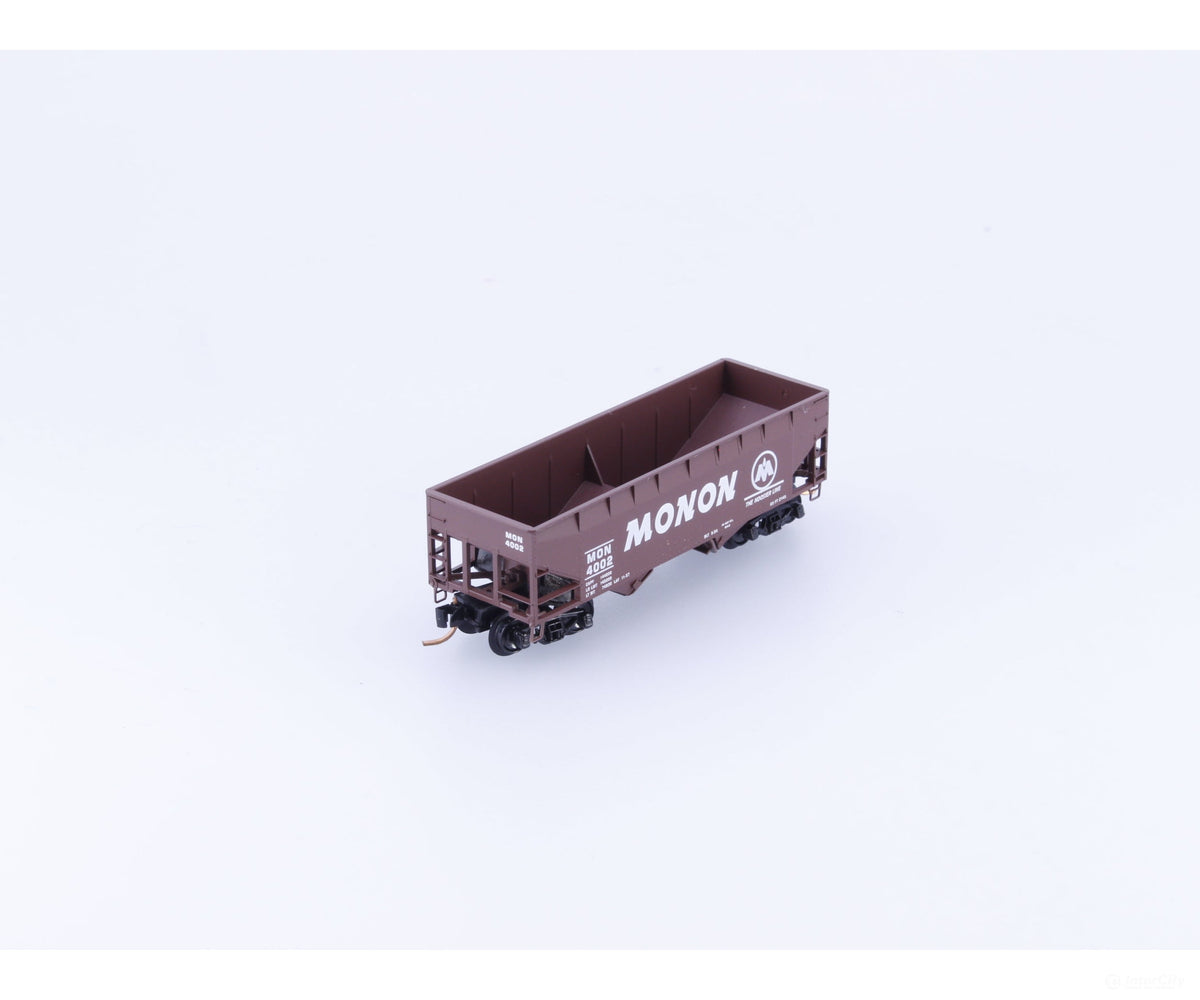 Micro Trains 55200 N 2-Bay 33’ Offset Sides Monon (MON) 4002 - Freight Cars