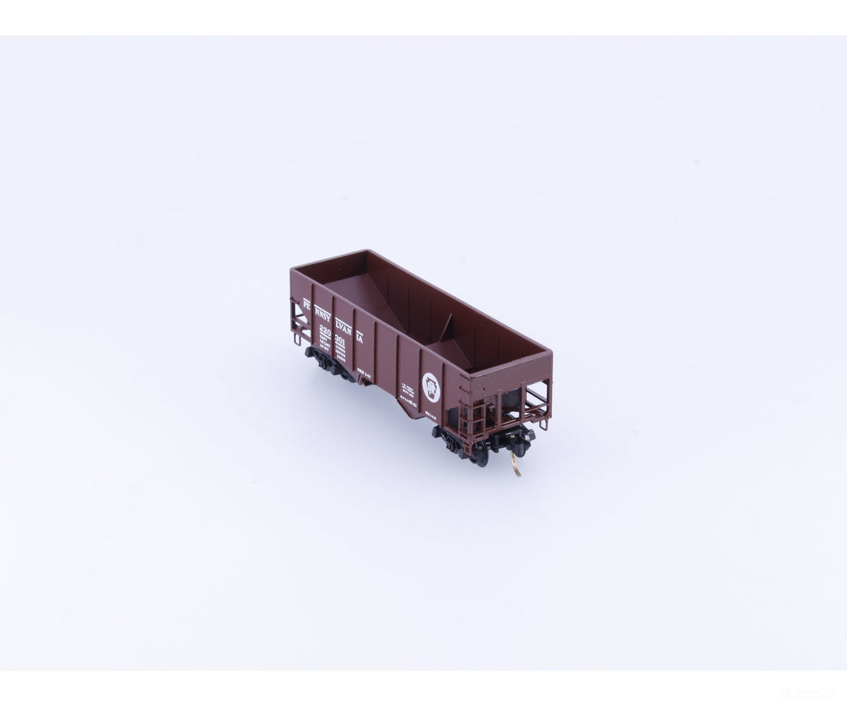 Micro Trains 56062 N 2 Bay 33’ Open Hopper Rib Side Pennsylvania Railroad (PRR) 220301 - Freight Cars