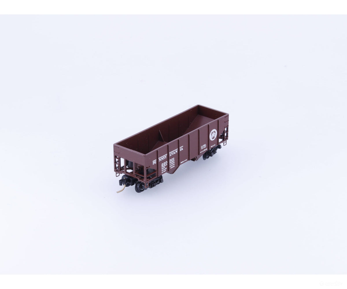 Micro Trains 56062 N 2 Bay 33’ Open Hopper Rib Side Pennsylvania Railroad (PRR) 220301 - Freight Cars
