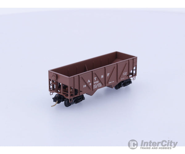 Micro Trains 57010 N Open Hopper 2-Bay Composite Santa Fe (SF) 180700 Freight Cars