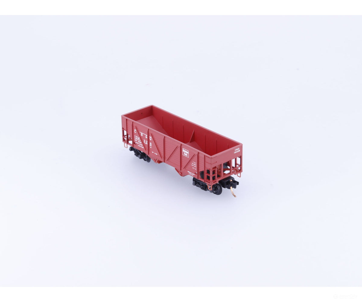 Micro Trains 57020 N 2 Bay 33’ Open Hopper Composite Sides Chicago Burlington and Quincy Railroad (CBQ) 194328