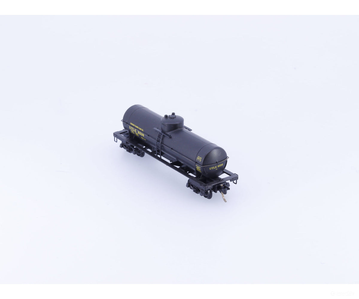 Micro Trains 65060 N 39’ Single Dome Tank Car Union Tank Car (UTLX) 8530 - Freight Cars