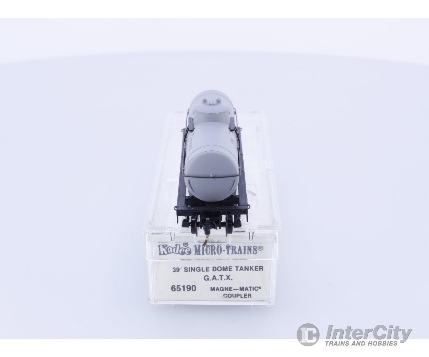 Micro Trains 65190 N 39’ Single Dome Tank Car GATX Corporation (GATX) 74324 Freight Cars