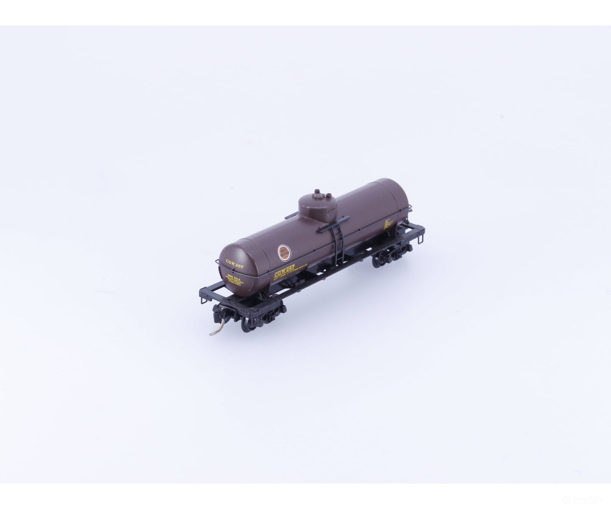 Micro Trains 65320 N 39’ Single Dome Tank Car Chicago Great Western (CGW) 267 - Freight Cars