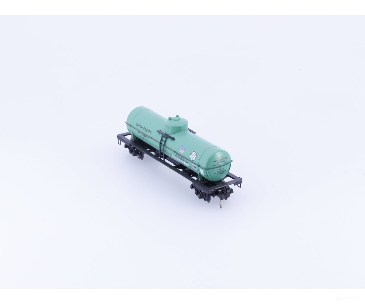 Micro Trains 65340 N 39’ Single Dome Tank Car Water Service Union Pacific (UP) 908810 - Freight Cars