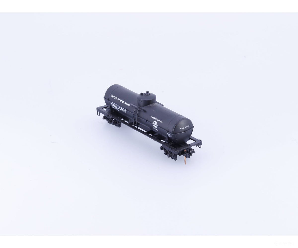 Micro Trains 65370 N 39’ Single Dome Tank Car #2 United States Army (USAX) 10936 - Freight Cars
