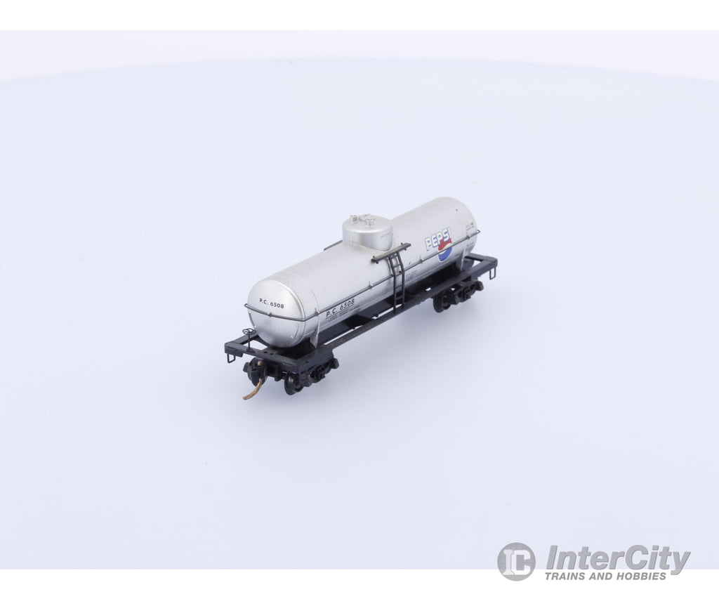 Micro Trains 65450 N Tank Car Single Dome 39’ Pepsi PC 6503 Freight Cars