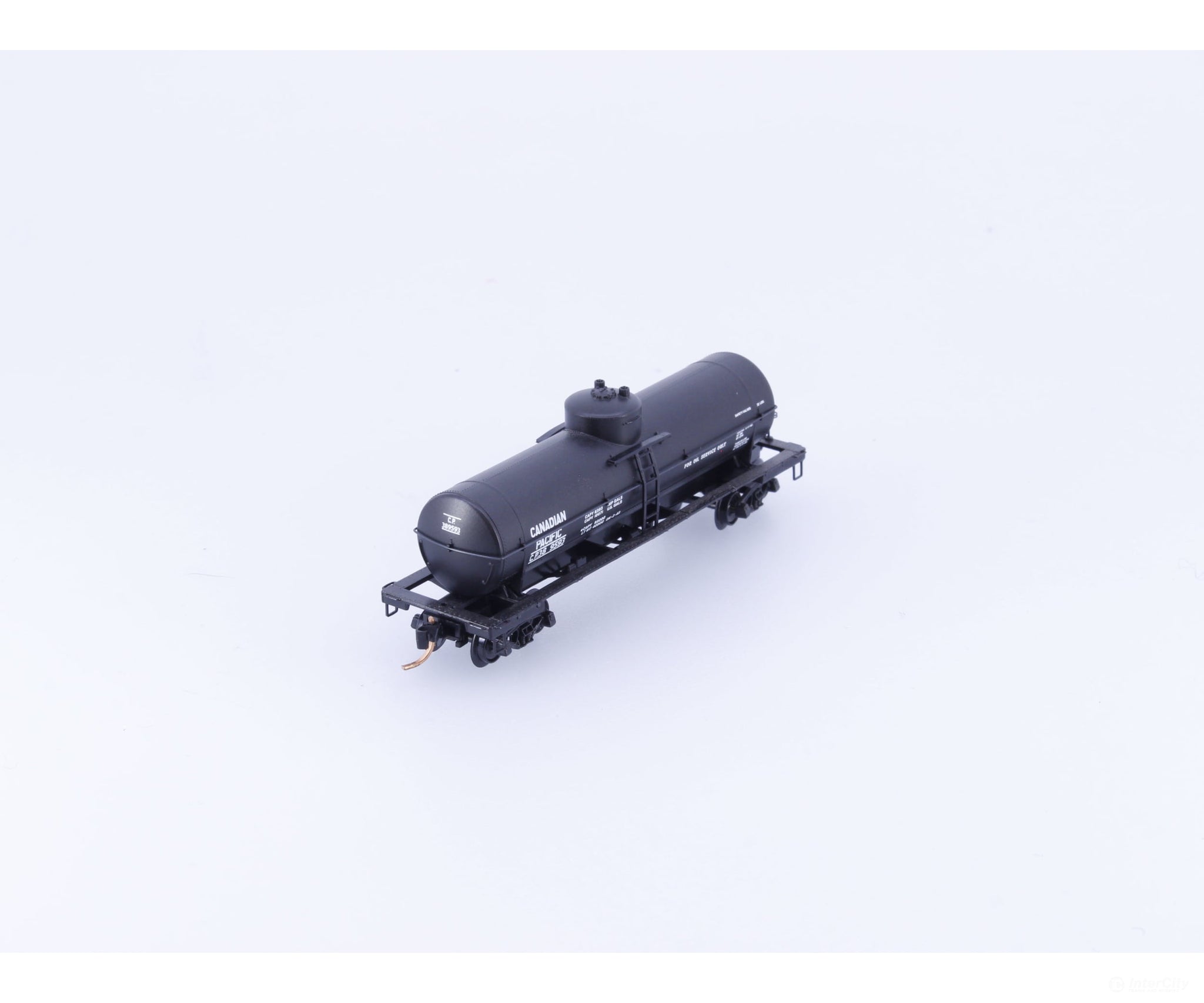 Micro Trains 65590 N 39’ Single Dome Tank Car Canadian Pacific (CP) 389593 (#1) - Freight Cars