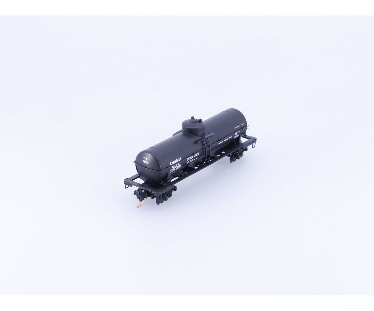 Micro Trains 65590 N 39’ Single Dome Tank Car Canadian Pacific (CP) 389593 - Freight Cars