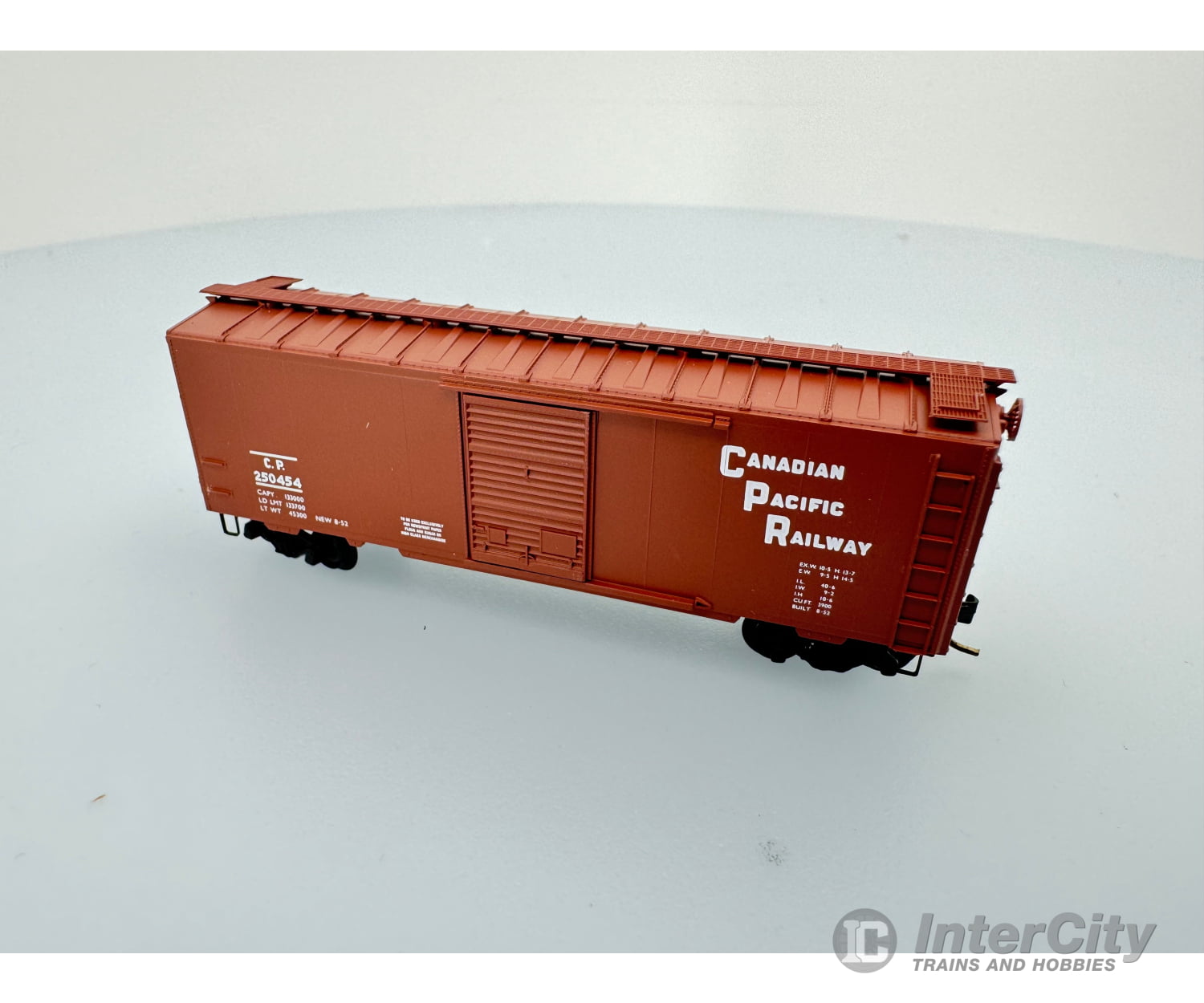 Micro Trains 69700 N 40’ Steel Box Car W/Roof Walk. #435 Of 435 Canadian Pacific (Cp) 250454