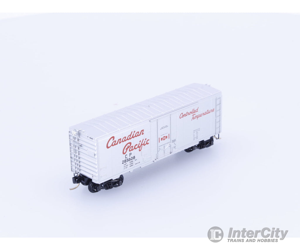 Micro Trains 74040/1 N 40’ Steel Plug Door Boxcar Canadian Pacific (CP) 285608 Freight Cars